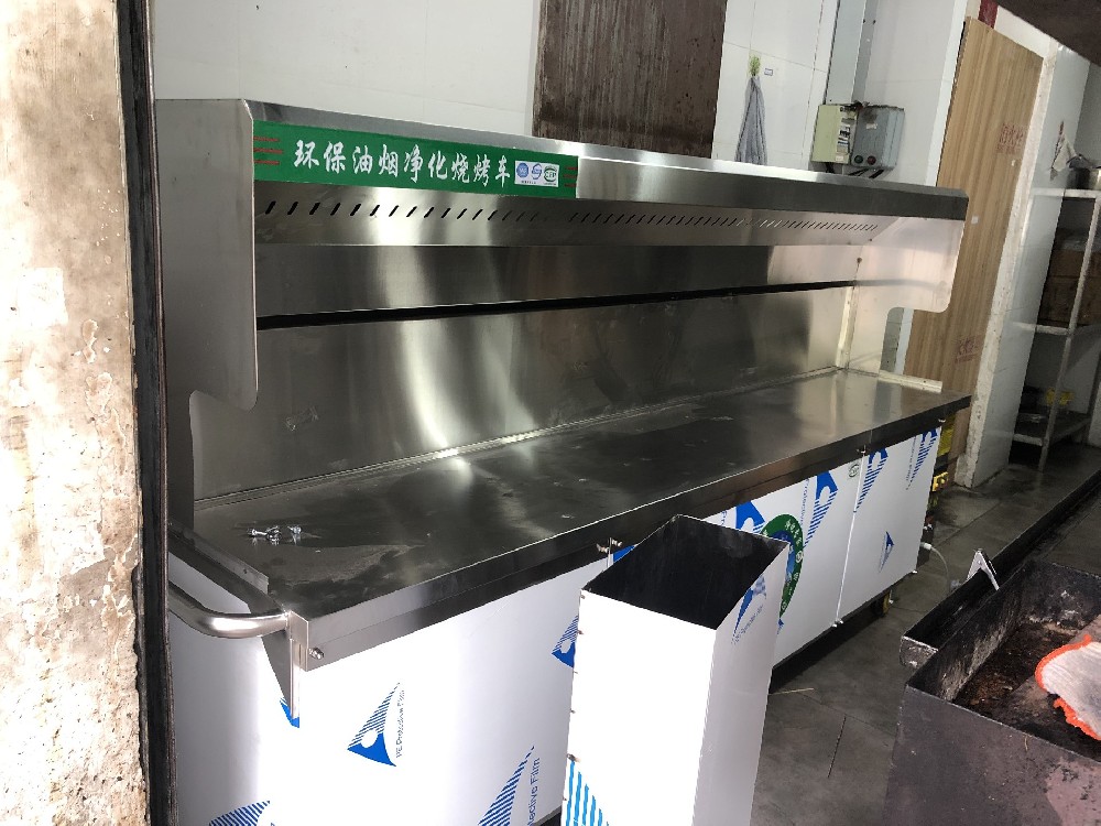 餐饮烧烤车安装