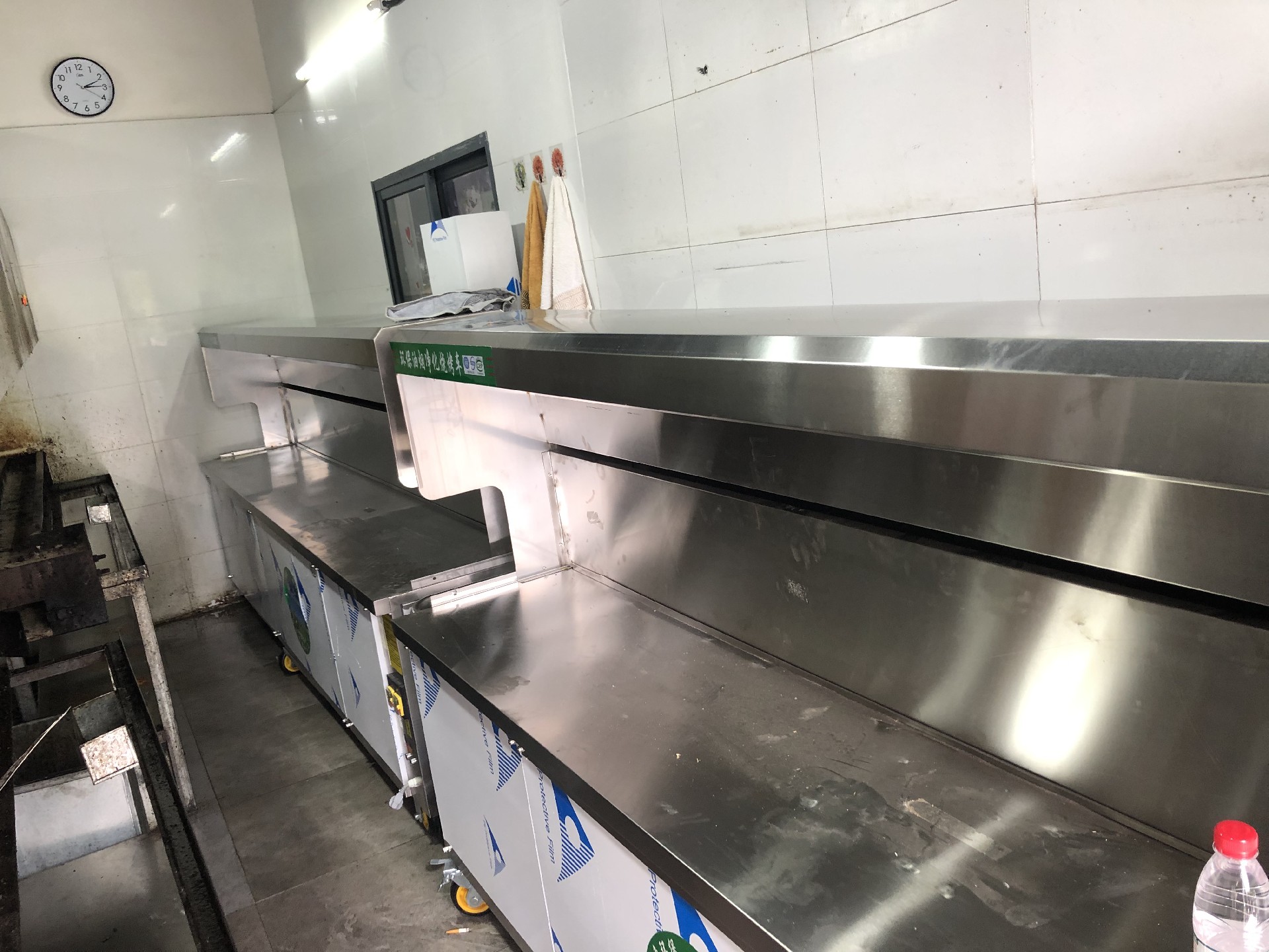 餐饮烧烤车安装